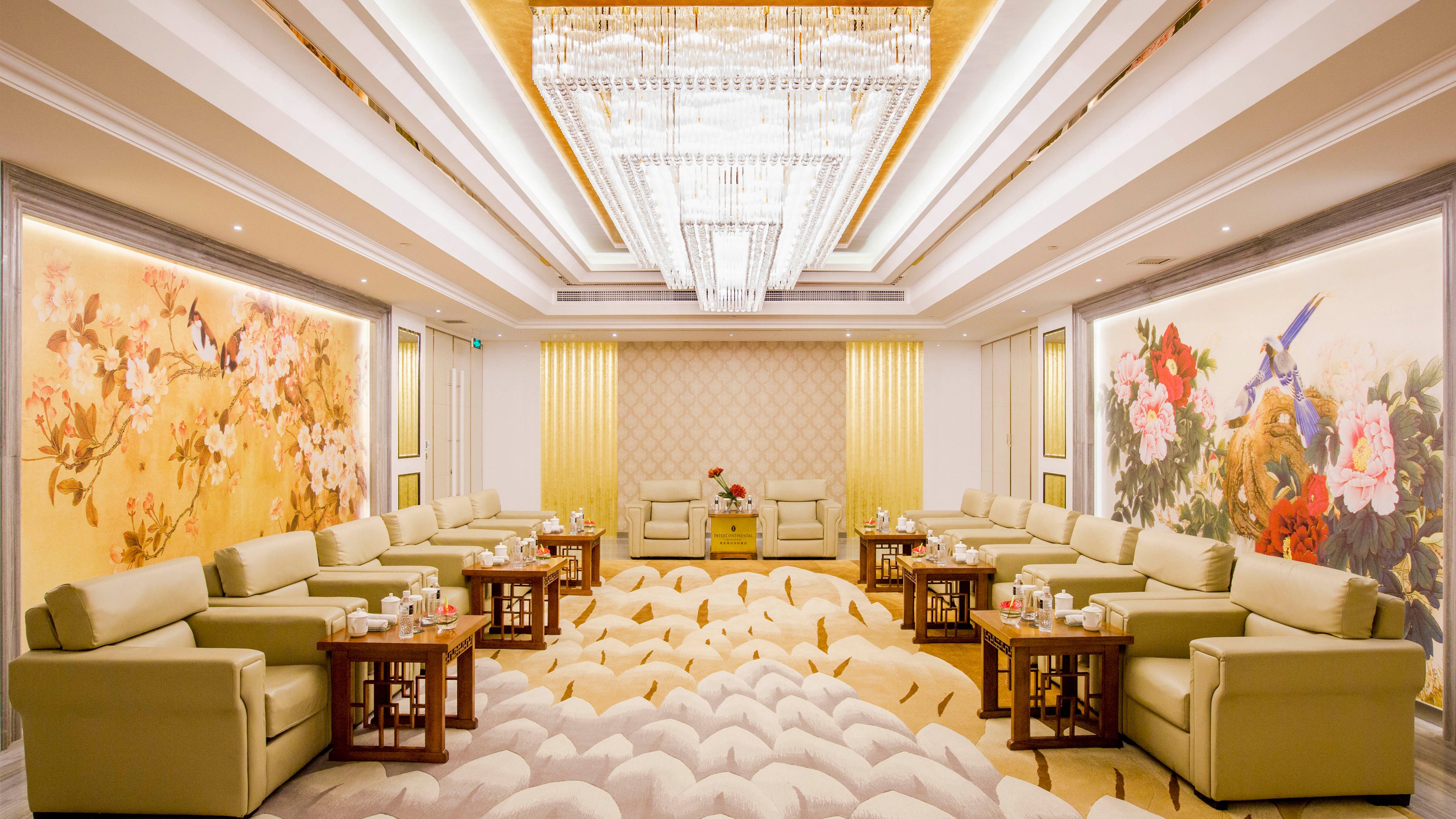 INTERCONTINENTAL QINGDAO-guestroom-Lily Room.jpg