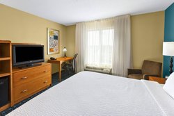  - Fairfield Inn & Suites by Marriott North Lexington - I-64 & I-75, Exit 115