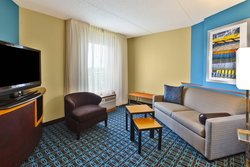  - Fairfield Inn & Suites by Marriott North Lexington - I-64 & I-75, Exit 115