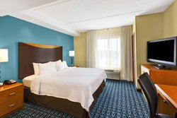  - Fairfield Inn & Suites by Marriott North Lexington - I-64 & I-75, Exit 115
