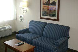  - Candlewood Suites Macon - I-75, Exit 169
