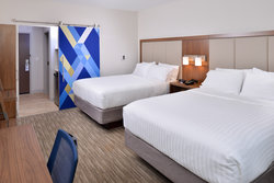  - Holiday Inn Express & Suites East Madison - I-39, I-90 & I-94, Exit 135