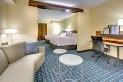  - Fairfield Inn & Suites by Marriott Tunnel Road Asheville - I-240, Exit 7