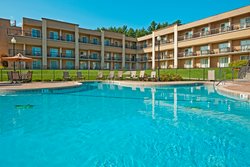  - Holiday Inn Lake George