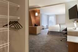  - Courtyard by Marriott Hotel West Mississauga