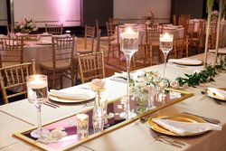  - Marriott Hotel Downtown Louisville - I-65, Exit 136C