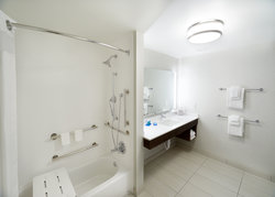  - Holiday Inn Express & Suites West Chester - I-75, Exit 24