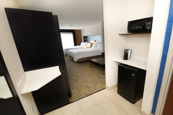  - Holiday Inn Express & Suites Grand Forks - I-29, Exit 138