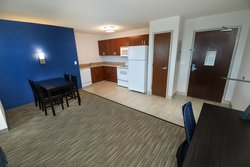  - Holiday Inn Express & Suites Grand Forks - I-29, Exit 138