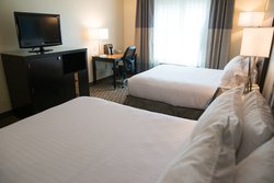  - Holiday Inn Express & Suites Chanhassen