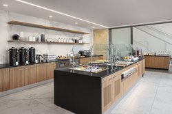  - AC Hotel by Marriott Downtown Louisville - I-65, Exit 136C