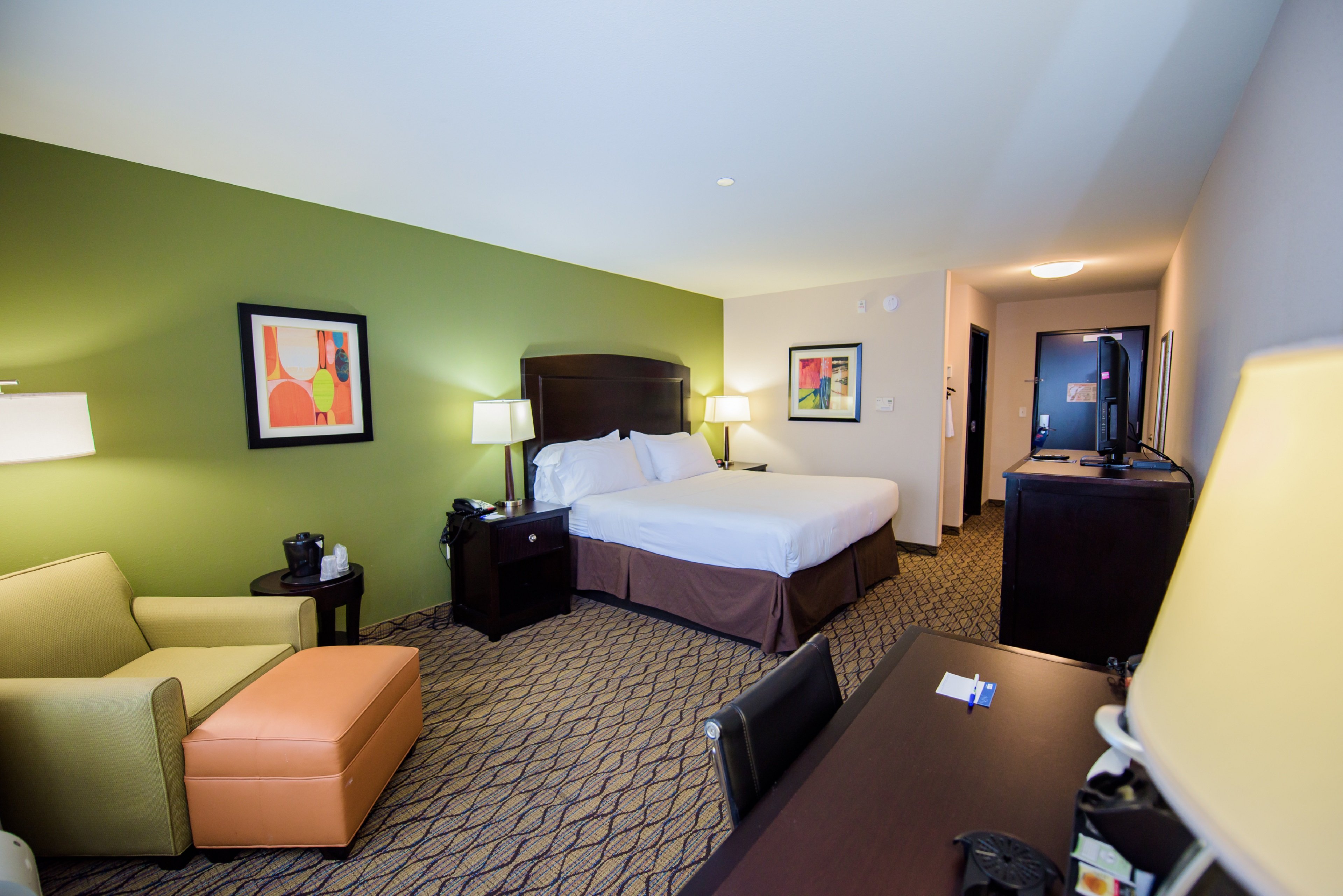 HOLIDAY INN EXP STES BIXBY BY IHG-guestroom-King Bed Guest Room.jpg