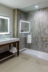  - Courtyard by Marriott Hotel Lake Jackson