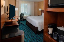  - Fairfield Inn & Suites by Marriott Batesville - I-55, Exit 243