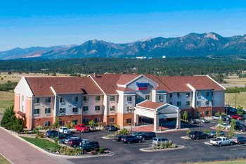 Fairfield Inn & Suites by Marriott Colorado Springs North Air Force Academy