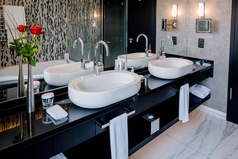 HOTEL SCHWEIZERHOF BERN - Photo 56