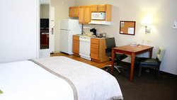  - Candlewood Suites Harrisonburg - I-81, Exit 247