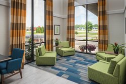  - Holiday Inn Express & Suites Springfield - I-55 & I-72, Exit 94