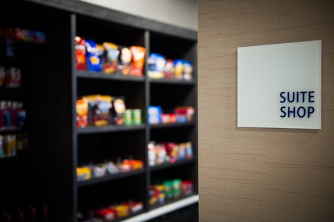 Holiday Inn Express & Suites Madison Central Suite Shop