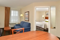  - Candlewood Suites Chambersburg - I-81, Exit 16