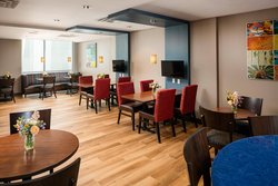  - TownePlace Suites by Marriott Downtown San Diego - I-5, Exits 16 & 16B