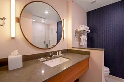 - Fairfield Inn & Suites by Marriott Downtown Duluth - I-35, Exit 256B