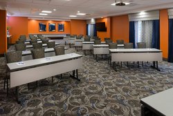  - Holiday Inn Express & Suites Antioch - I-24, Exit 60