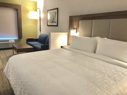  - Holiday Inn Express & Suites Airport Raleigh