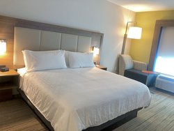  - Holiday Inn Express & Suites Airport Raleigh