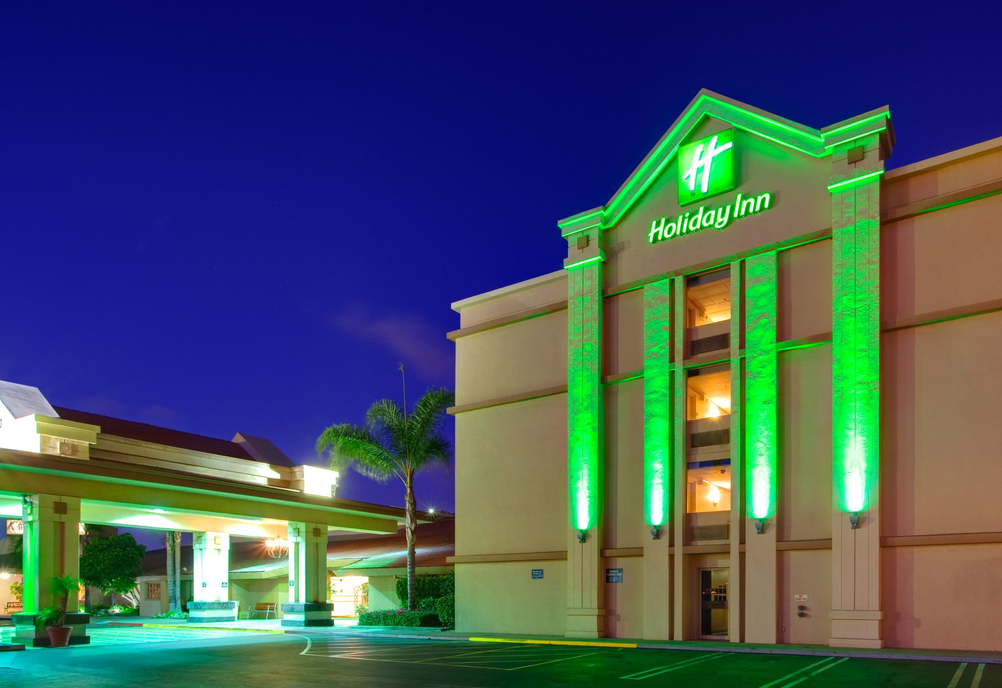 Holiday Inn BUENA PARK-NEAR KNOTT'S