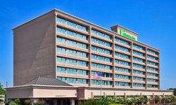  - Holiday Inn Airport Birmingham - I-20 & I-59, Exit 129