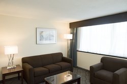  - Holiday Inn Airport Birmingham - I-20 & I-59, Exit 129