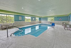  - Holiday Inn Express & Suites Crossville - I-40, Exit 322