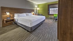  - Holiday Inn Express & Suites Crossville - I-40, Exit 322