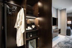  - Row Hotel Somerville - I-93, Exit 21