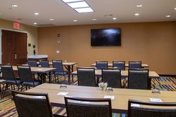  - Fairfield Inn & Suites by Marriott Fresh Meadows
