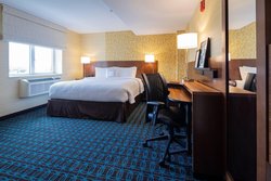  - Fairfield Inn & Suites by Marriott Fresh Meadows