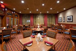  - Holiday Inn Boardman - I-680, Exit 11
