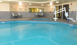  - Holiday Inn Express & Suites Downtown Colorado Springs - I-25, Exit 142
