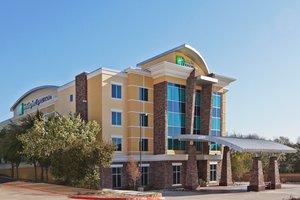 dallas suites inn express holiday north galleria hotel preston