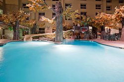  - Holiday Inn & Suites West Madison