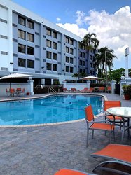  - Holiday Inn Express & Suites Hialeah