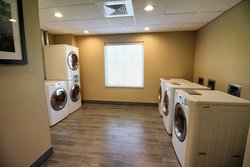  - Candlewood Suites East Memphis - I-40, Exit 14