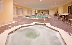  - Holiday Inn Express & Suites St Robert