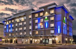  - Holiday Inn Express & Suites Colwood
