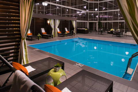Take a Dip, or Relax Poolside at the Holiday Inn Downtown St Louis