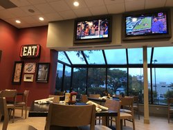  - Holiday Inn & Suites Carol Stream