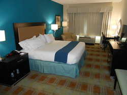  - Holiday Inn Express & Suites Brookhollow Houston