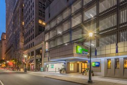  - Holiday Inn Express Midtown Philadelphia