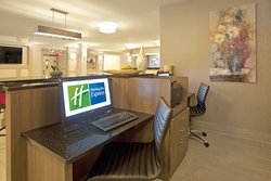  - Holiday Inn Express & Suites Minnetonka